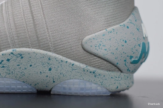 MAG NIKE 0720